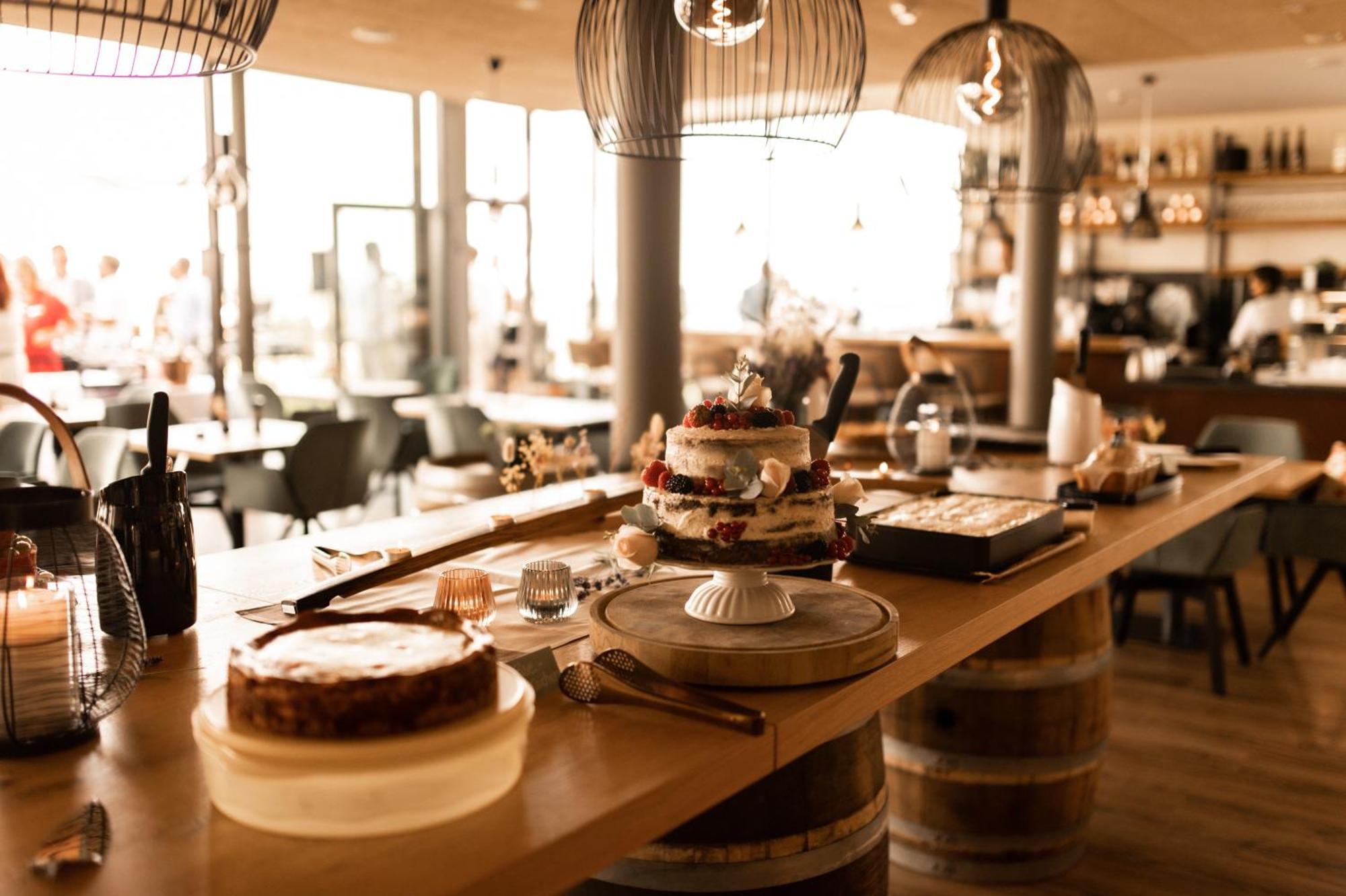 Weinzuhause Hotel-Restaurant-Vinothek Mommenheim Ngoại thất bức ảnh